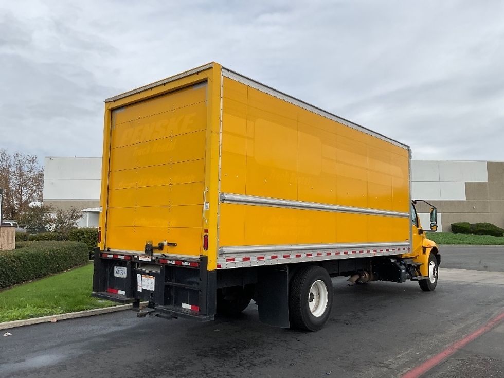 Medium Duty Box Truck-Light and Medium Duty Trucks-International-2021-MV607-Santa Ana-CA-173,224\n\t\tmiles-$ 40,500 - Image 13