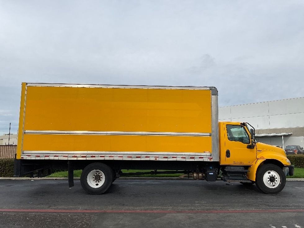 Medium Duty Box Truck-Light and Medium Duty Trucks-International-2021-MV607-Santa Ana-CA-173,224\n\t\tmiles-$ 40,500 - Image 15