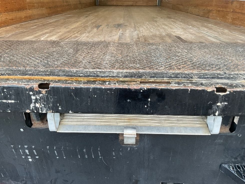 Medium Duty Box Truck-Light and Medium Duty Trucks-International-2021-MV607-Seattle-WA-184,812\n\t\tmiles-$ 44,750 - Image 10