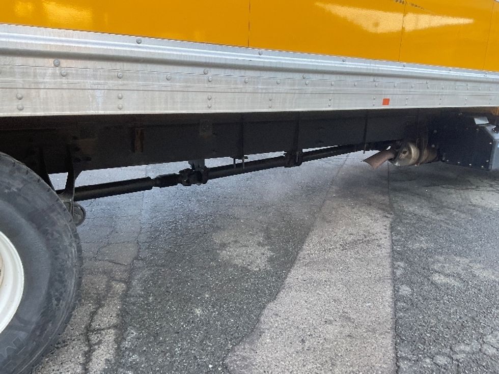 Medium Duty Box Truck-Light and Medium Duty Trucks-International-2021-MV607-Seattle-WA-184,812\n\t\tmiles-$ 44,750 - Image 14