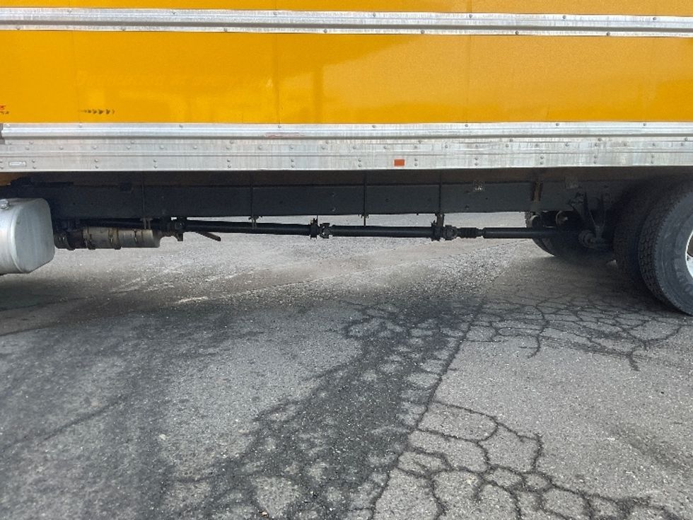 Medium Duty Box Truck-Light and Medium Duty Trucks-International-2021-MV607-Seattle-WA-184,812\n\t\tmiles-$ 44,750 - Image 5