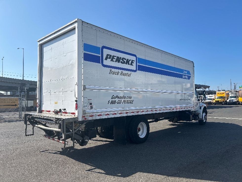 Medium Duty Box Truck-Light and Medium Duty Trucks-International-2021-MV607-Seattle-WA-226,828\n\t\tmiles-$ 45,500 - Image 13