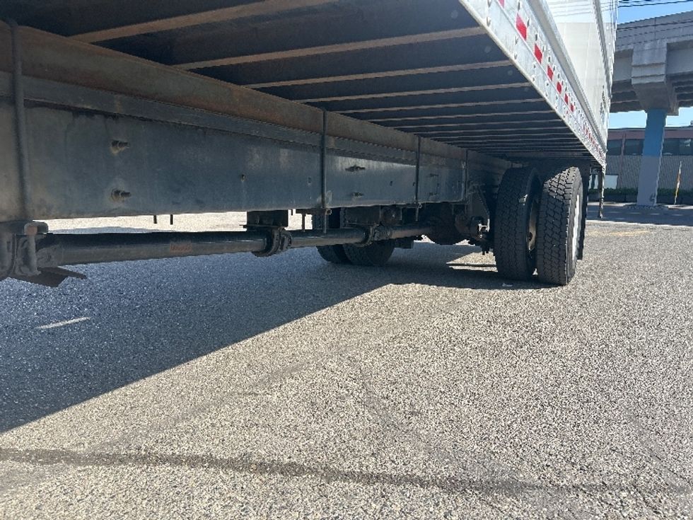 Medium Duty Box Truck-Light and Medium Duty Trucks-International-2021-MV607-Seattle-WA-226,828\n\t\tmiles-$ 45,500 - Image 5