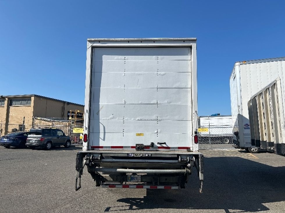 Medium Duty Box Truck-Light and Medium Duty Trucks-International-2021-MV607-Seattle-WA-226,828\n\t\tmiles-$ 45,500 - Image 7