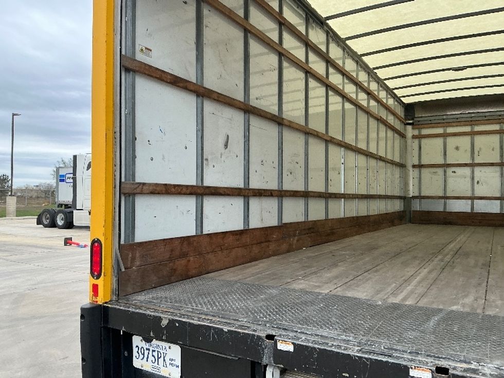 Medium Duty Box Truck-Light and Medium Duty Trucks-International-2021-MV607-Selma-TX-205,072\n\t\tmiles-$ 41,500 - Image 10