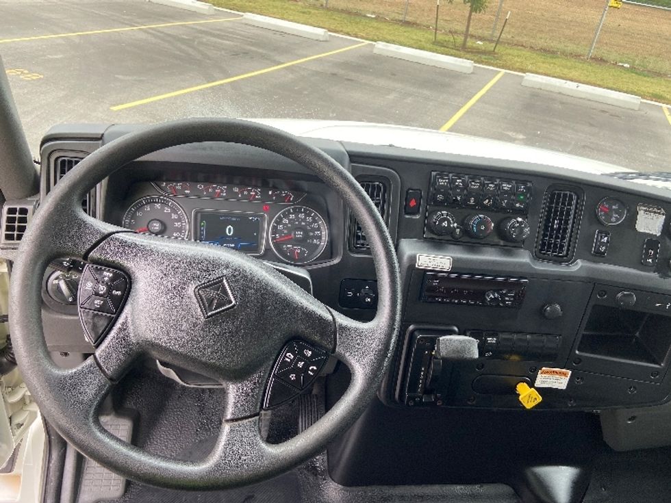 Medium Duty Box Truck-Light and Medium Duty Trucks-International-2021-MV607-Selma-TX-213,370\n\t\tmiles-$ 47,750 - Image 18