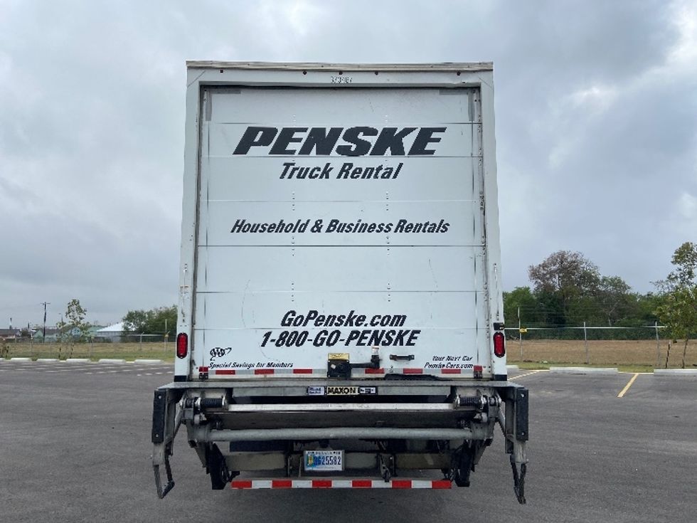 Medium Duty Box Truck-Light and Medium Duty Trucks-International-2021-MV607-Selma-TX-213,370\n\t\tmiles-$ 47,750 - Image 7