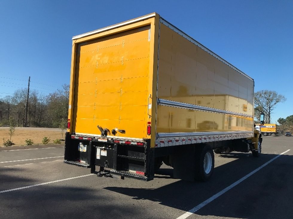 Medium Duty Box Truck-Light and Medium Duty Trucks-International-2021-MV607-Shreveport-LA-209,577\n\t\tmiles-$ 41,000 - Image 12
