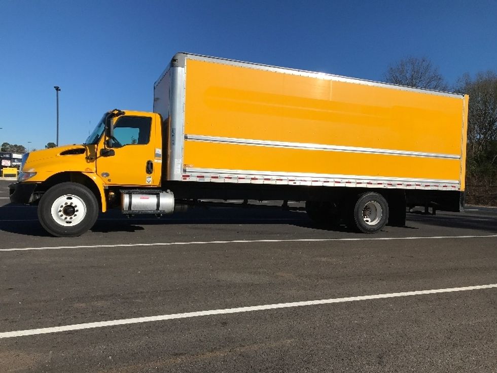 Medium Duty Box Truck-Light and Medium Duty Trucks-International-2021-MV607-Shreveport-LA-209,577\n\t\tmiles-$ 41,000 - Image 4