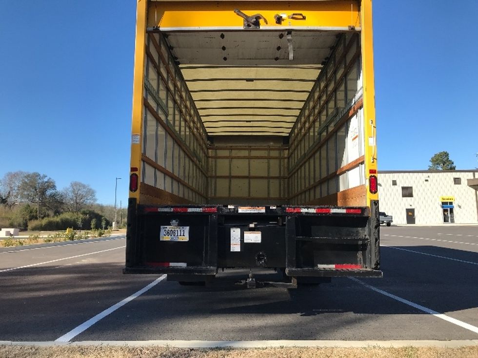 Medium Duty Box Truck-Light and Medium Duty Trucks-International-2021-MV607-Shreveport-LA-209,577\n\t\tmiles-$ 41,000 - Image 8