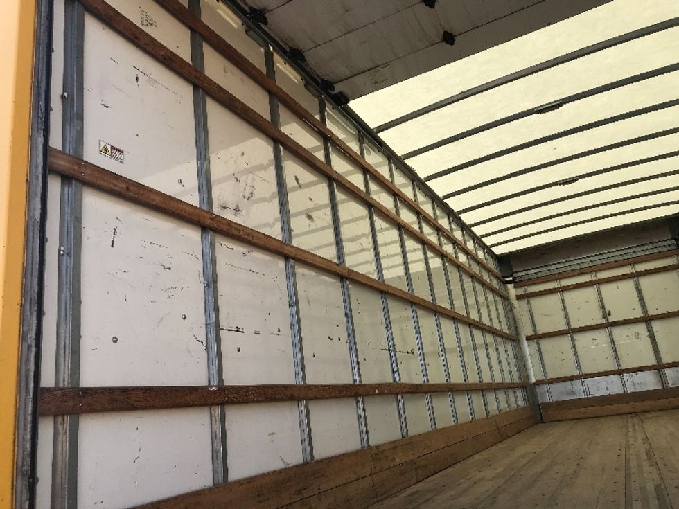 Medium Duty Box Truck-Light and Medium Duty Trucks-International-2021-MV607-Shreveport-LA-230,617\n\t\tmiles-$ 37,750 - Image 10