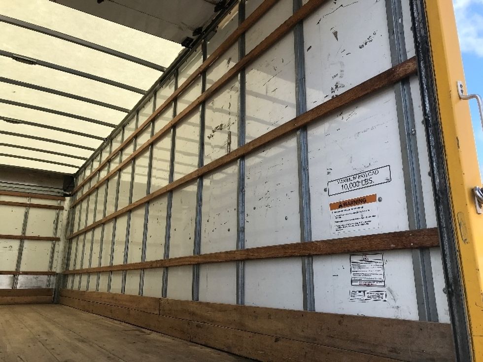 Medium Duty Box Truck-Light and Medium Duty Trucks-International-2021-MV607-Shreveport-LA-230,617\n\t\tmiles-$ 37,750 - Image 11