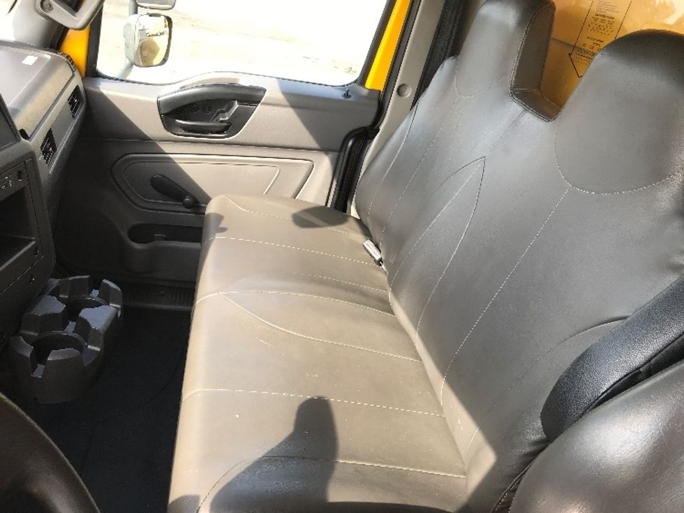 Medium Duty Box Truck-Light and Medium Duty Trucks-International-2021-MV607-Shreveport-LA-230,617\n\t\tmiles-$ 37,750 - Image 18