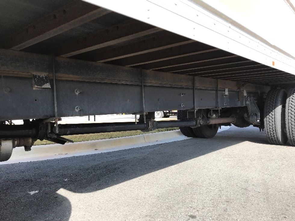 Medium Duty Box Truck-Light and Medium Duty Trucks-International-2021-MV607-Shreveport-LA-230,617\n\t\tmiles-$ 37,750 - Image 5
