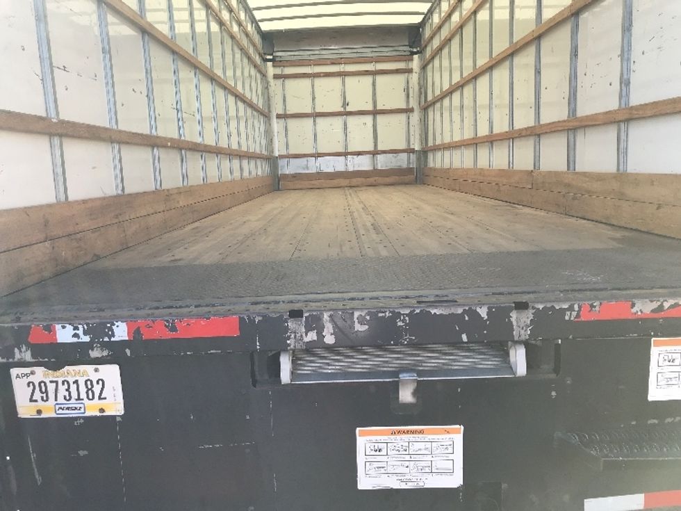 Medium Duty Box Truck-Light and Medium Duty Trucks-International-2021-MV607-Shreveport-LA-230,617\n\t\tmiles-$ 37,750 - Image 9