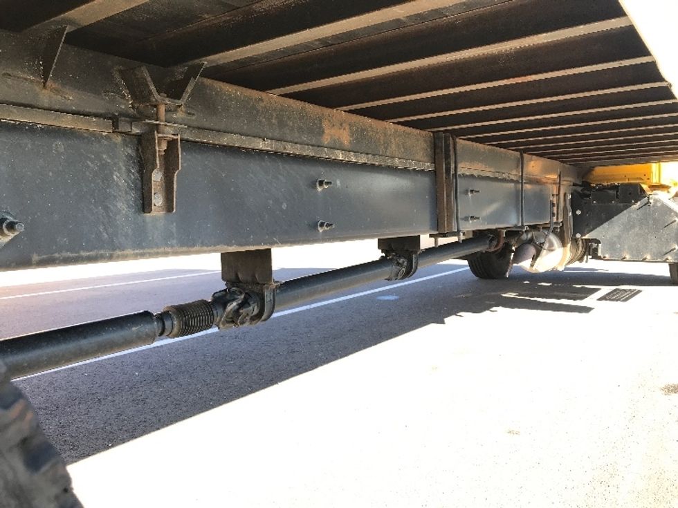 Medium Duty Box Truck-Light and Medium Duty Trucks-International-2021-MV607-Shreveport-LA-234,306\n\t\tmiles-$ 37,250 - Image 13