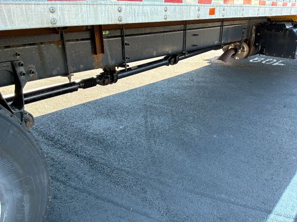 Medium Duty Box Truck-Light and Medium Duty Trucks-International-2021-MV607-Shreveport-LA-251,494\n\t\tmiles-$ 33,000 - Image 13