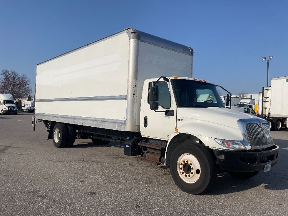Medium Duty Box Truck-Light and Medium Duty Trucks-International-2021-MV607-South Bend-IN-141,544\n\t\tmiles-$ 62,750 - Image 1