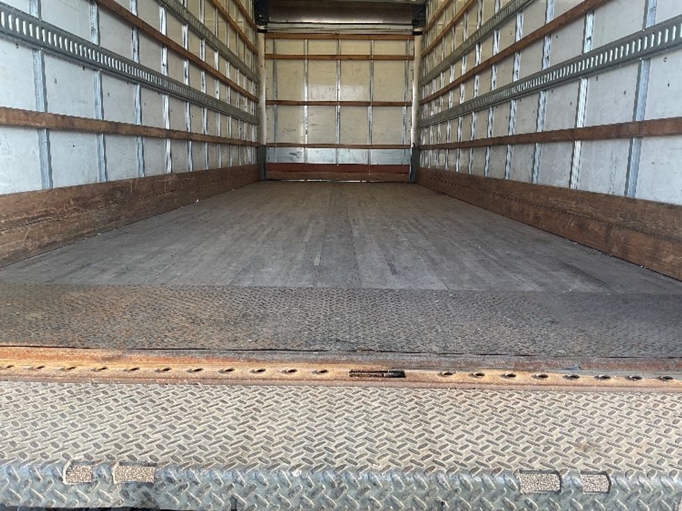 Medium Duty Box Truck-Light and Medium Duty Trucks-International-2021-MV607-South Bend-IN-141,544\n\t\tmiles-$ 62,750 - Image 10