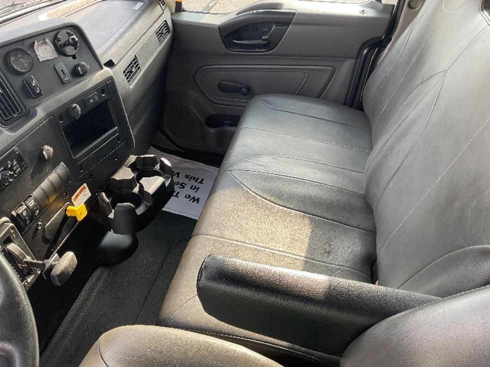 Medium Duty Box Truck-Light and Medium Duty Trucks-International-2021-MV607-South Bend-IN-141,544\n\t\tmiles-$ 62,750 - Image 19