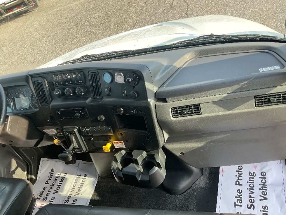 Medium Duty Box Truck-Light and Medium Duty Trucks-International-2021-MV607-South Bend-IN-141,544\n\t\tmiles-$ 62,750 - Image 21