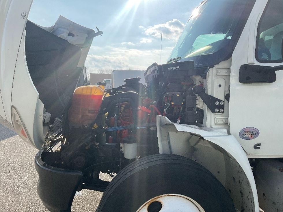 Medium Duty Box Truck-Light and Medium Duty Trucks-International-2021-MV607-South Bend-IN-141,544\n\t\tmiles-$ 62,750 - Image 24