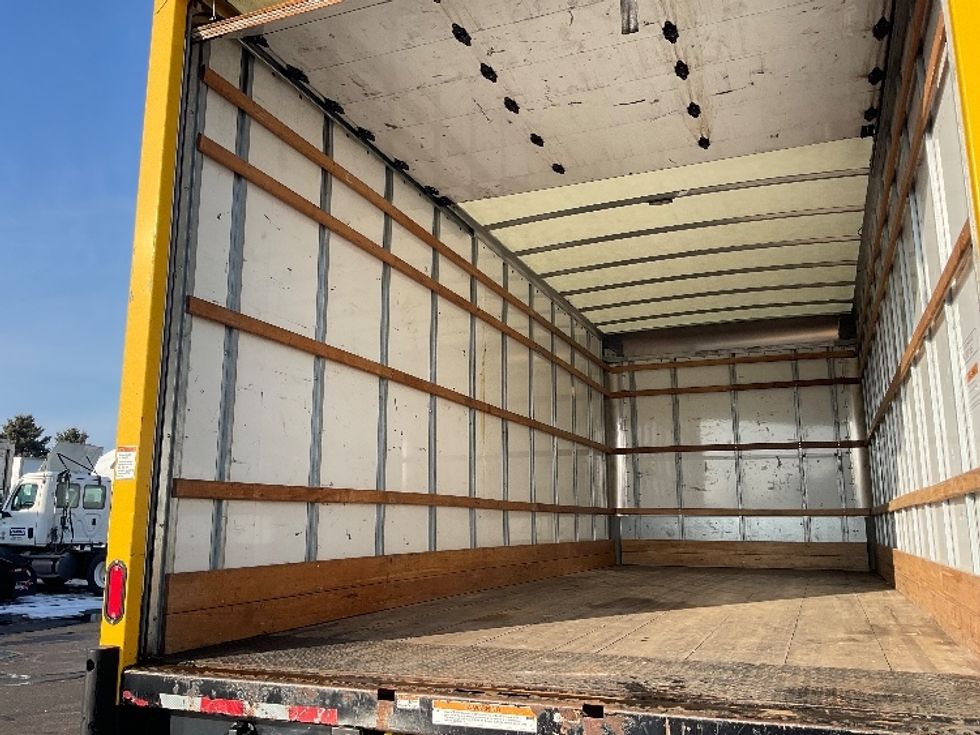 Medium Duty Box Truck-Light and Medium Duty Trucks-International-2021-MV607-South Bend-IN-167,247\n\t\tmiles-$ 40,750 - Image 11