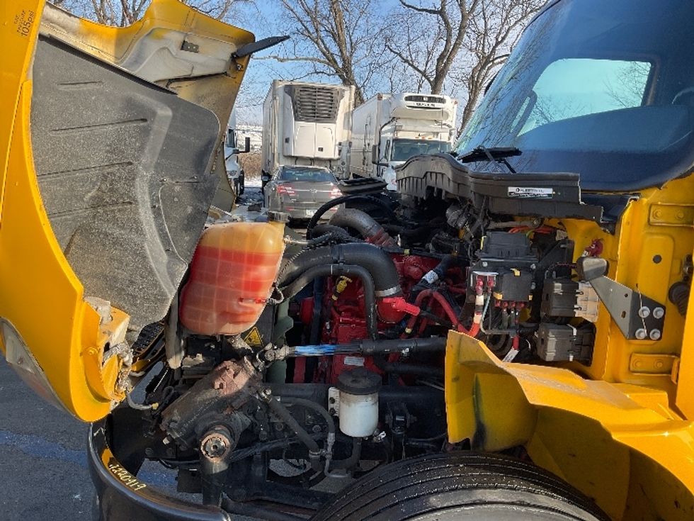 Medium Duty Box Truck-Light and Medium Duty Trucks-International-2021-MV607-South Bend-IN-167,247\n\t\tmiles-$ 40,750 - Image 24