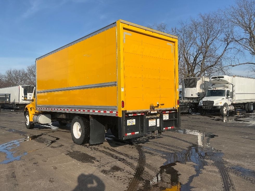 Medium Duty Box Truck-Light and Medium Duty Trucks-International-2021-MV607-South Bend-IN-167,247\n\t\tmiles-$ 40,750 - Image 6