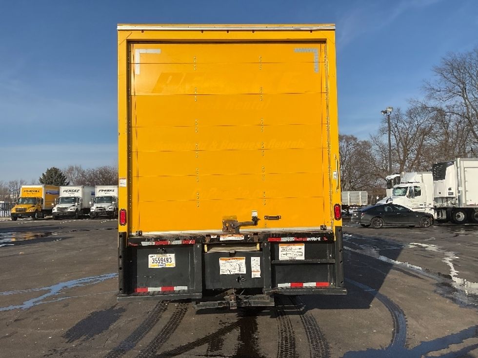 Medium Duty Box Truck-Light and Medium Duty Trucks-International-2021-MV607-South Bend-IN-167,247\n\t\tmiles-$ 40,750 - Image 7