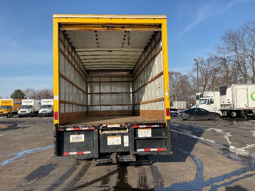 Medium Duty Box Truck-Light and Medium Duty Trucks-International-2021-MV607-South Bend-IN-167,247\n\t\tmiles-$ 40,750 - Image 8