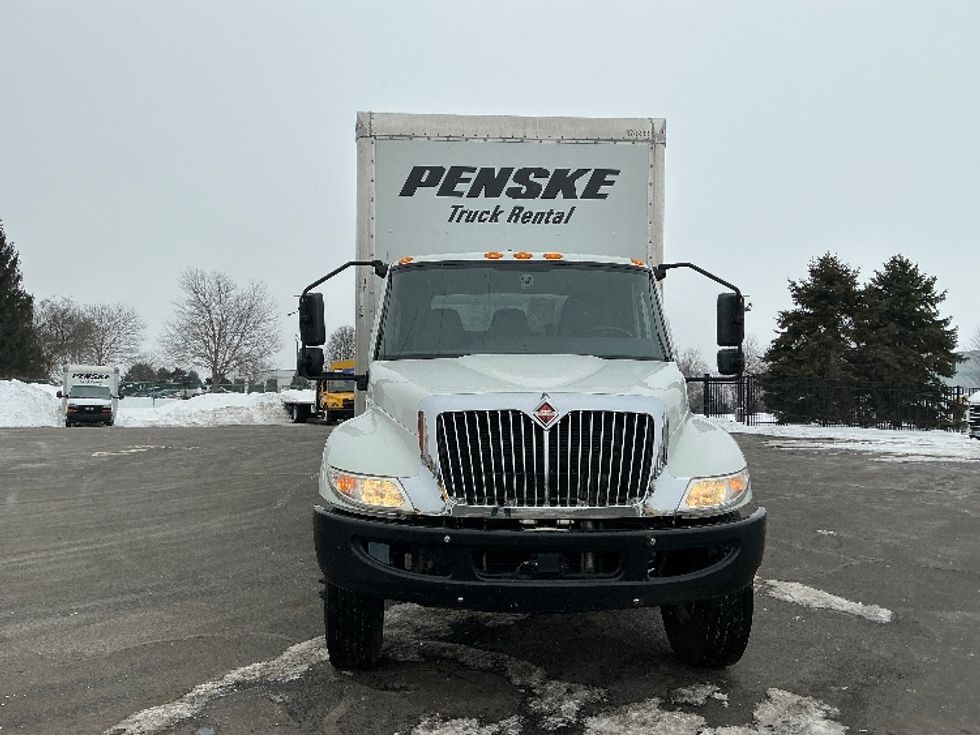 Medium Duty Box Truck-Light and Medium Duty Trucks-International-2021-MV607-South Bend-IN-193,934\n\t\tmiles-$ 51,500 - Image 2