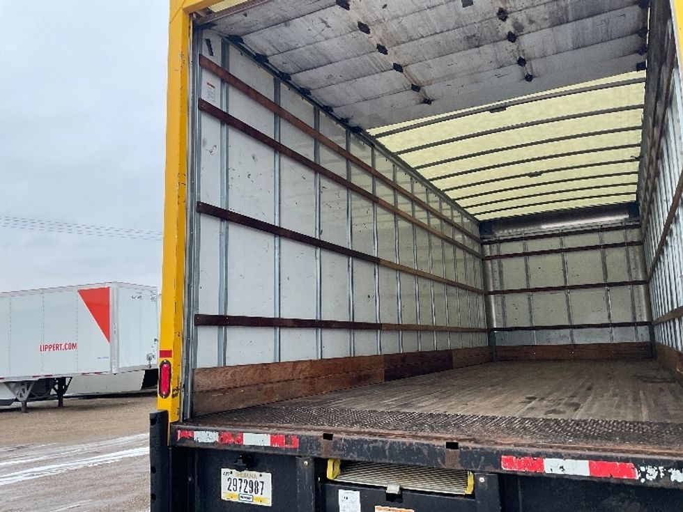 Medium Duty Box Truck-Light and Medium Duty Trucks-International-2021-MV607-South Bend-IN-247,270\n\t\tmiles-$ 33,500 - Image 11