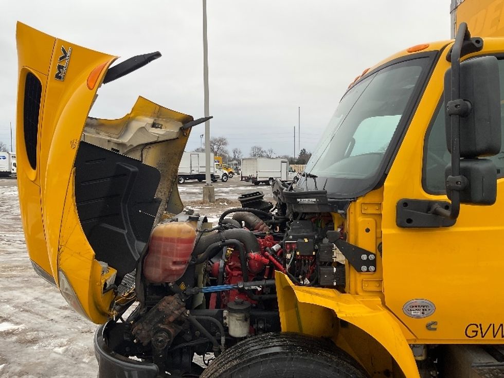 Medium Duty Box Truck-Light and Medium Duty Trucks-International-2021-MV607-South Bend-IN-247,270\n\t\tmiles-$ 33,500 - Image 22