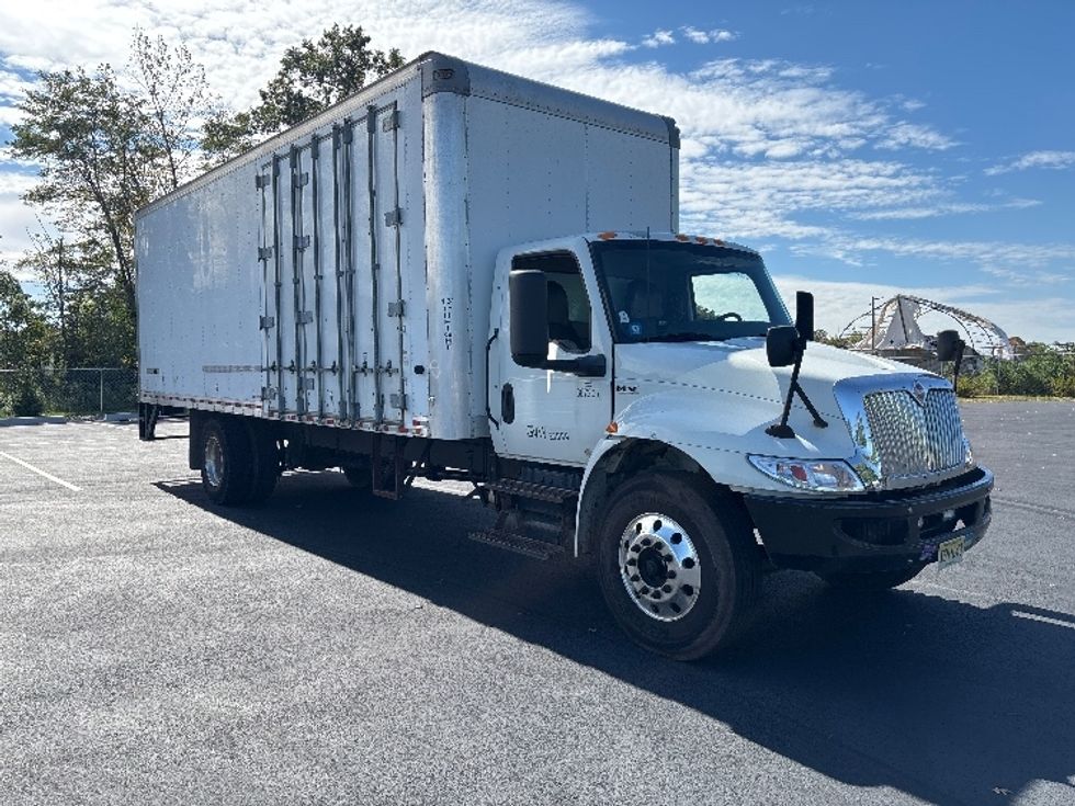 Medium Duty Box Truck-Light and Medium Duty Trucks-International-2021-MV607-South Plainfield-NJ-153,021\n\t\tmiles-$ 53,250 - Image 1