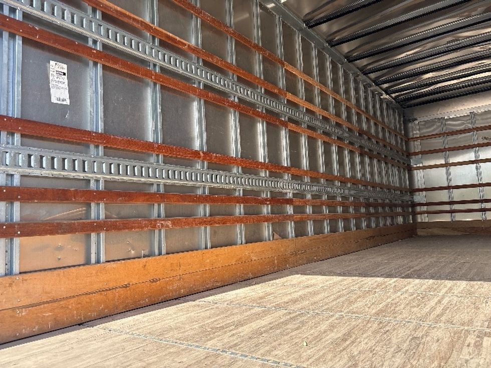 Medium Duty Box Truck-Light and Medium Duty Trucks-International-2021-MV607-South Plainfield-NJ-153,021\n\t\tmiles-$ 53,250 - Image 11