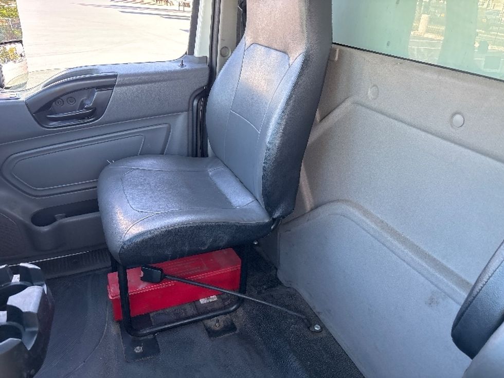 Medium Duty Box Truck-Light and Medium Duty Trucks-International-2021-MV607-South Plainfield-NJ-153,021\n\t\tmiles-$ 53,250 - Image 19