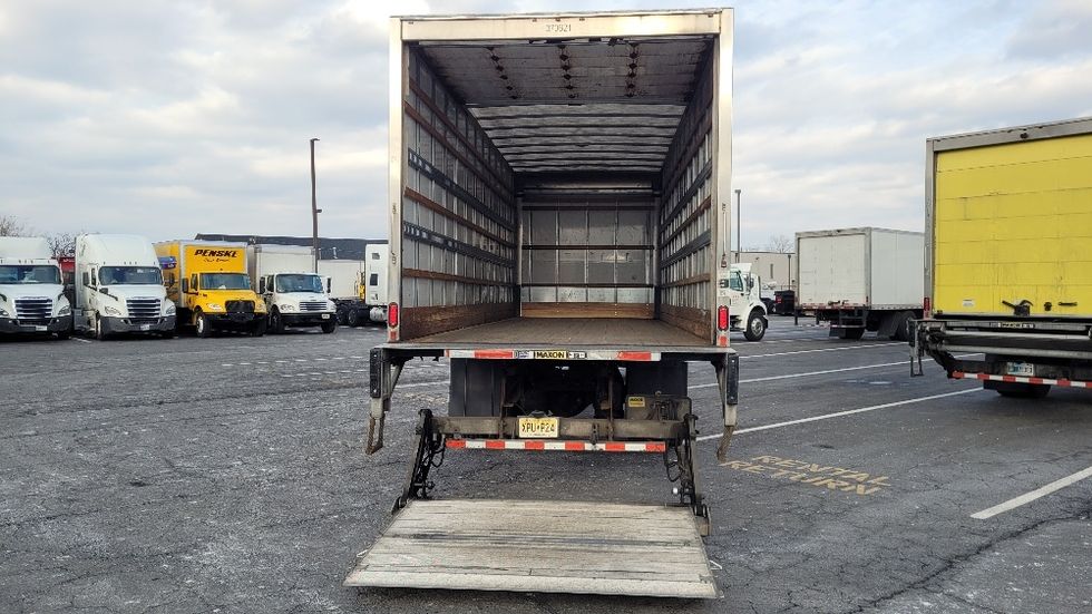 Medium Duty Box Truck-Light and Medium Duty Trucks-International-2021-MV607-South Plainfield-NJ-171,459\n\t\tmiles-$ 51,750 - Image 8