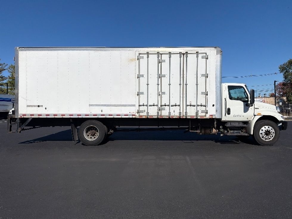 Medium Duty Box Truck-Light and Medium Duty Trucks-International-2021-MV607-South Plainfield-NJ-224,701\n\t\tmiles-$ 45,750 - Image 15