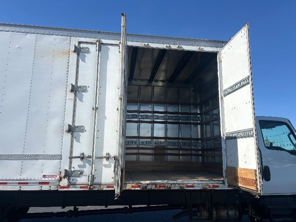 Medium Duty Box Truck-Light and Medium Duty Trucks-International-2021-MV607-South Plainfield-NJ-264,871\n\t\tmiles-$ 38,000 - Image 26