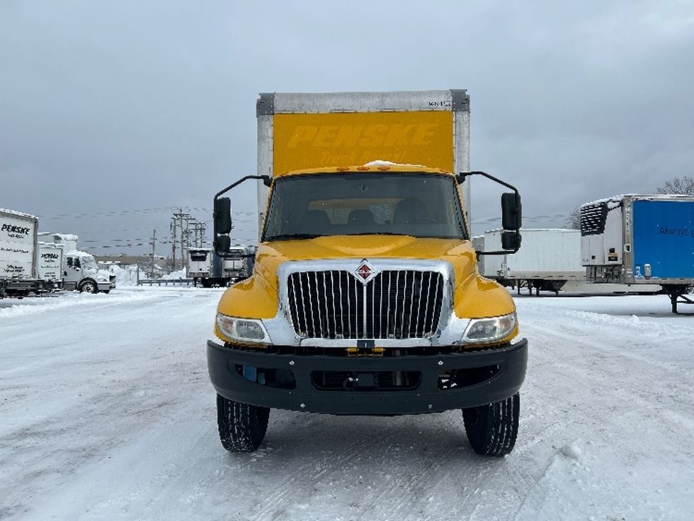 Medium Duty Box Truck-Light and Medium Duty Trucks-International-2021-MV607-South Portland-ME-178,337\n\t\tmiles-$ 39,250 - Image 2