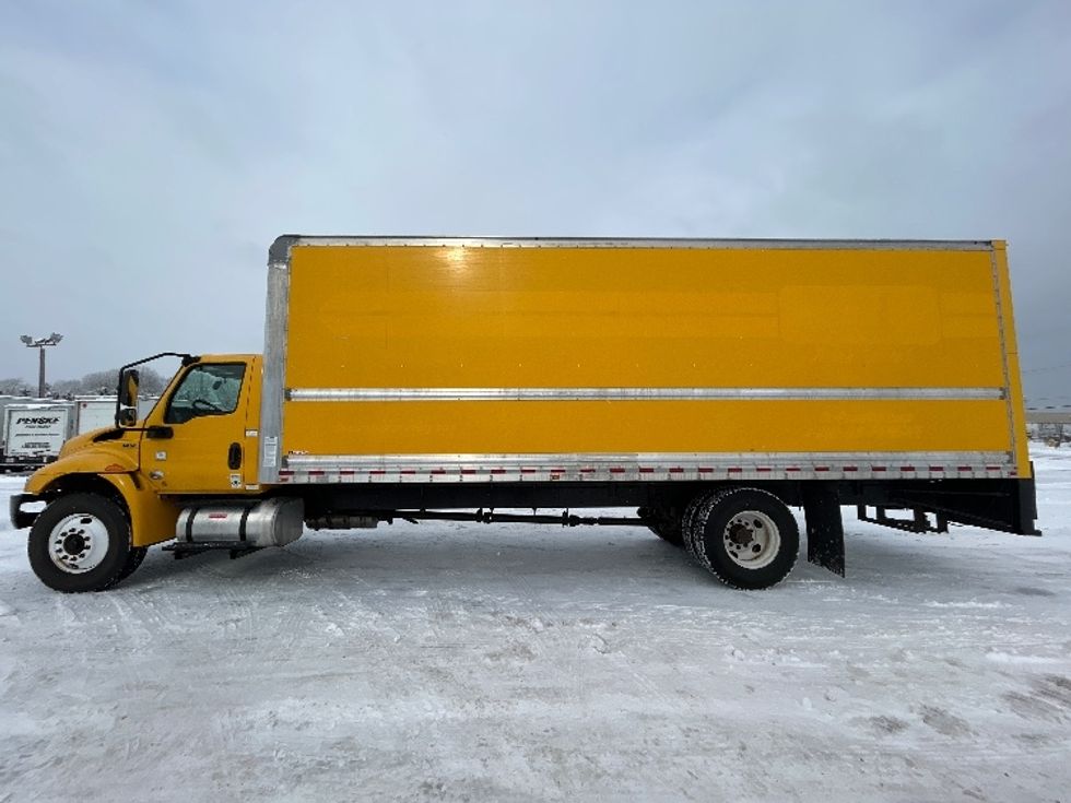 Medium Duty Box Truck-Light and Medium Duty Trucks-International-2021-MV607-South Portland-ME-178,337\n\t\tmiles-$ 39,250 - Image 4