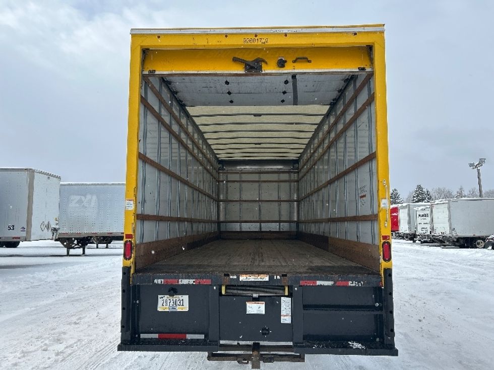 Medium Duty Box Truck-Light and Medium Duty Trucks-International-2021-MV607-South Portland-ME-178,337\n\t\tmiles-$ 39,250 - Image 8