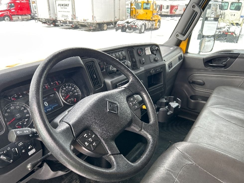 Medium Duty Box Truck-Light and Medium Duty Trucks-International-2021-MV607-South Portland-ME-178,337\n\t\tmiles-$ 39,250 - Image 14