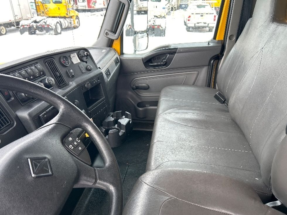 Medium Duty Box Truck-Light and Medium Duty Trucks-International-2021-MV607-South Portland-ME-178,337\n\t\tmiles-$ 39,250 - Image 16