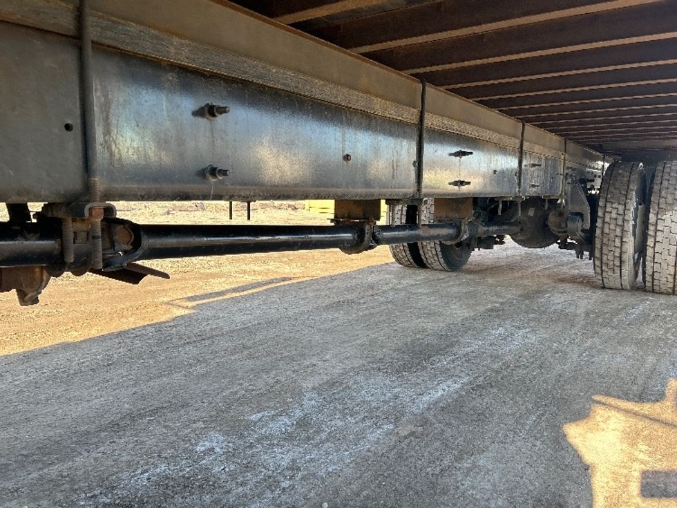 Medium Duty Box Truck-Light and Medium Duty Trucks-International-2021-MV607-South Portland-ME-197,202\n\t\tmiles-$ 48,750 - Image 5