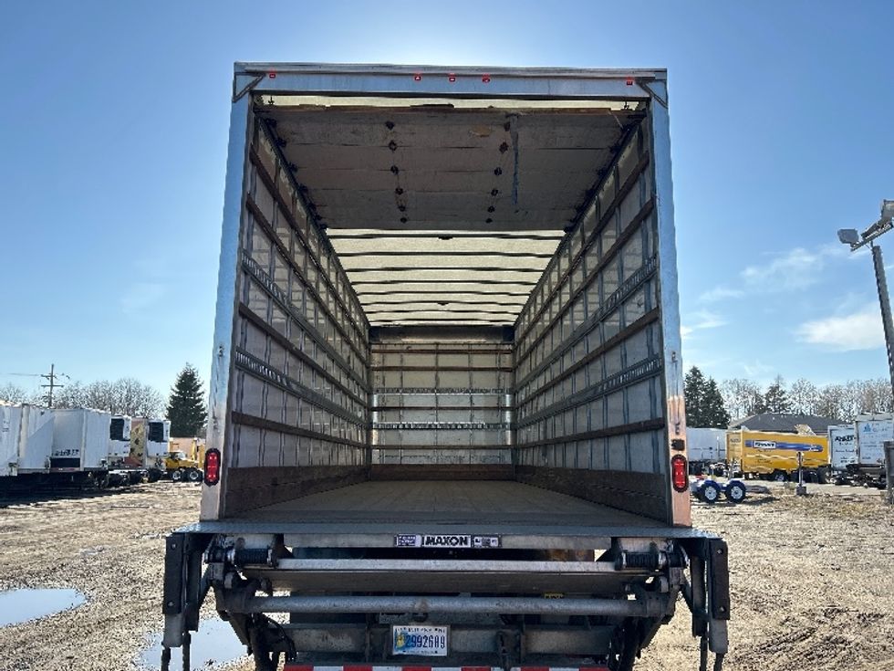 Medium Duty Box Truck-Light and Medium Duty Trucks-International-2021-MV607-South Portland-ME-197,202\n\t\tmiles-$ 48,750 - Image 8