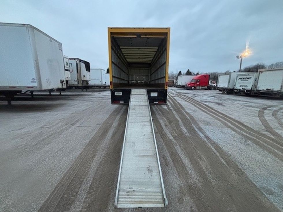 Medium Duty Box Truck-Light and Medium Duty Trucks-International-2021-MV607-South Portland-ME-232,388\n\t\tmiles-$ 30,750 - Image 24