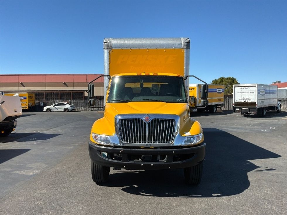 Medium Duty Box Truck-Light and Medium Duty Trucks-International-2021-MV607-South San Francisco-CA-217,746\n\t\tmiles-$ 42,750 - Image 2
