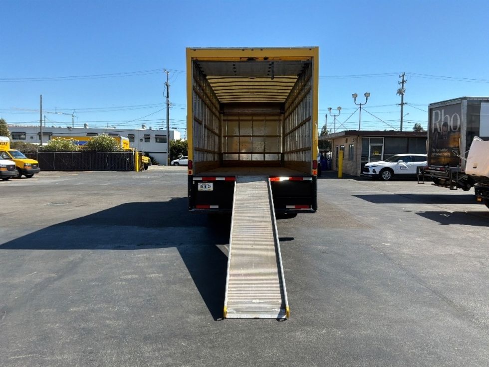Medium Duty Box Truck-Light and Medium Duty Trucks-International-2021-MV607-South San Francisco-CA-217,746\n\t\tmiles-$ 42,750 - Image 9